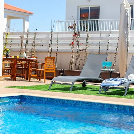 Villa Napa Bay View 7 *