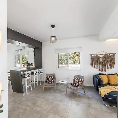Villa Napa Bay View 7 *
